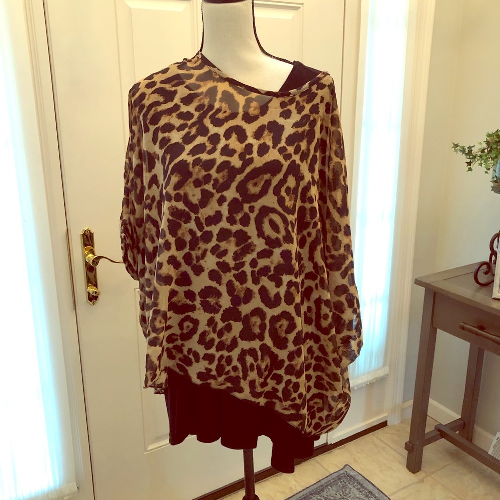SALE‼️ANIMAL PRINT SHEER OVERSIZED TOP🍂🍂🍂